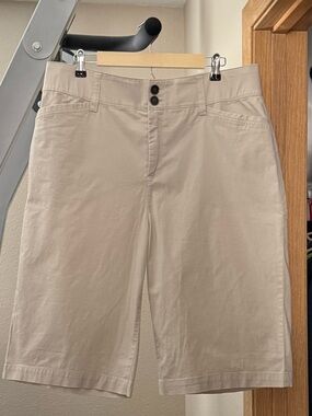 Christopher & Banks Khaki/Tan Flat-Front Women’s Shorts